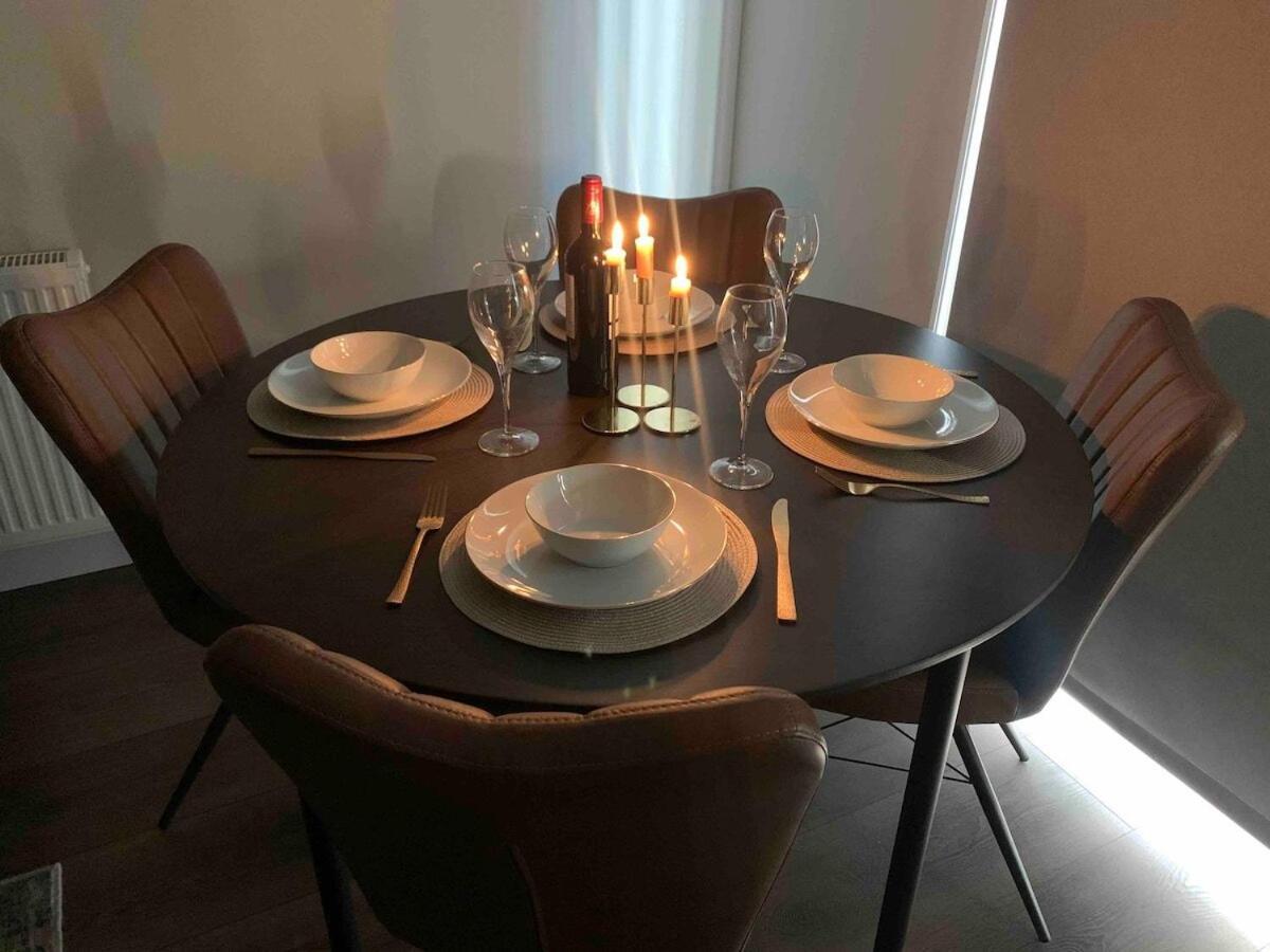 The Auction House Apartment Белфаст Стая снимка
